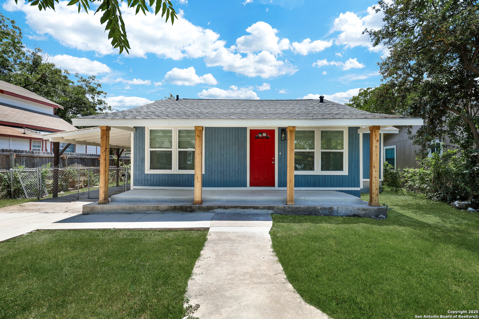1938 W Ashby Place San Antonio TX 78201