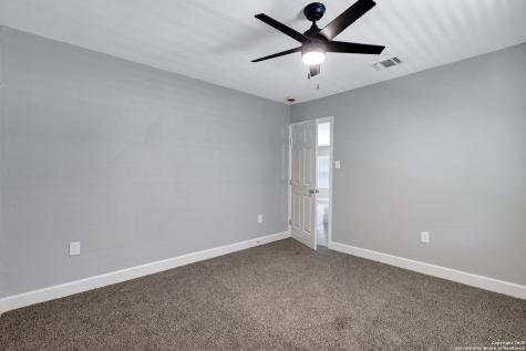 1938 W Ashby Place San Antonio TX 78201