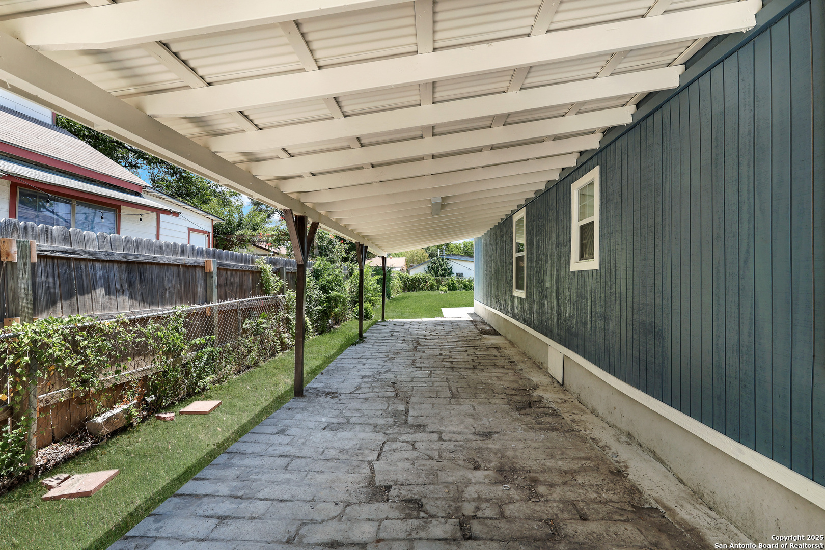 1938 W Ashby Place San Antonio TX 78201