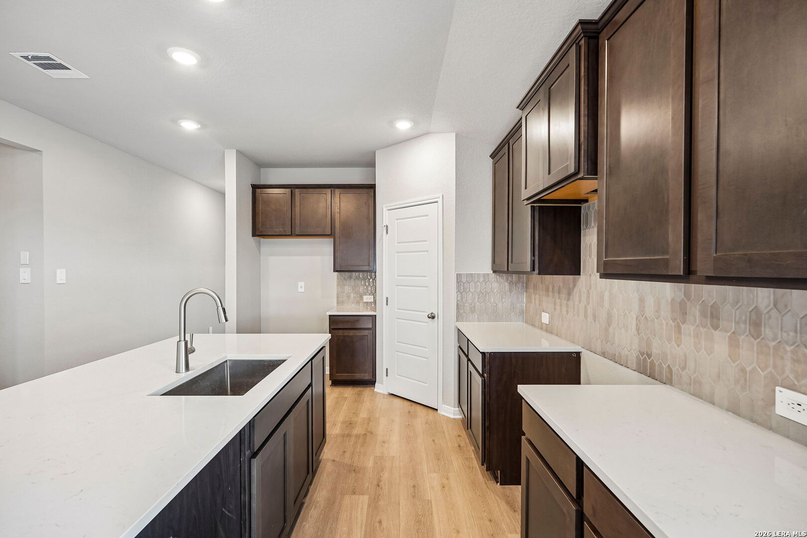 216 Barton Point Cibolo TX 78108