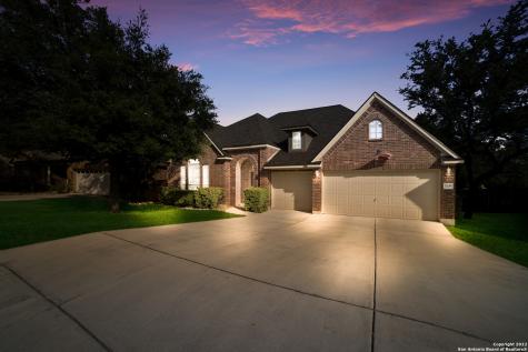2642 Amber View San Antonio TX 78261