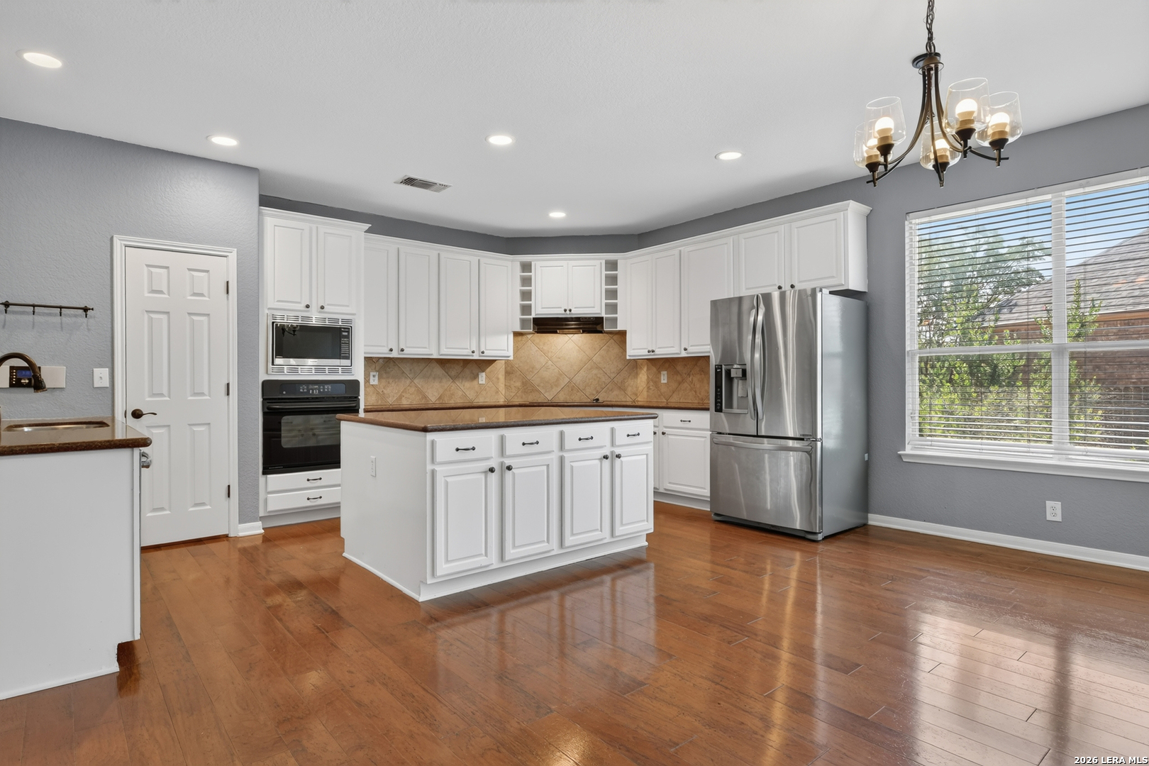 3707 Vitex San Antonio TX 78261