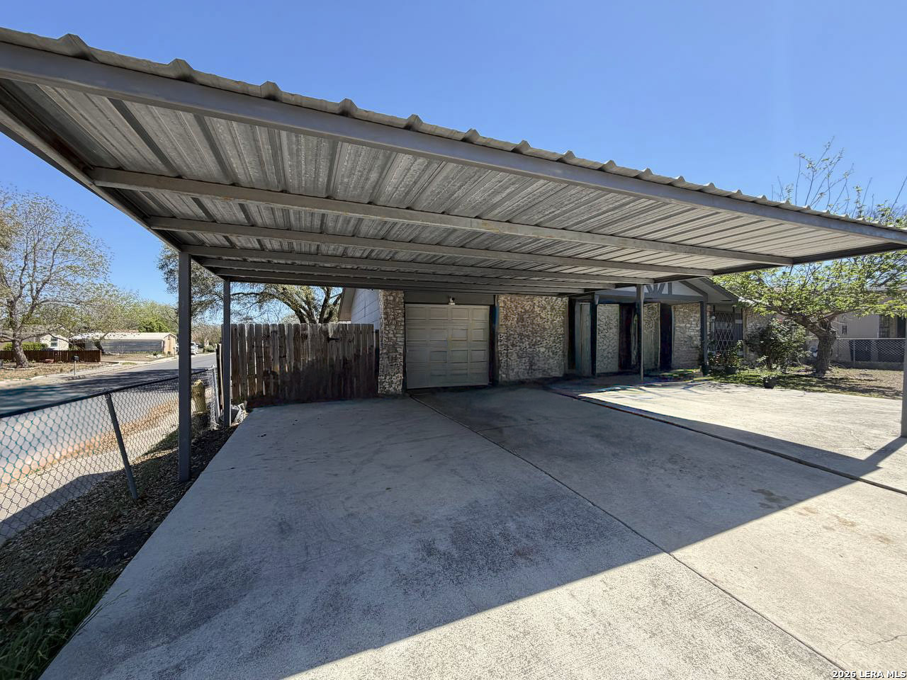 8238 Glen Boro San Antonio TX 78239