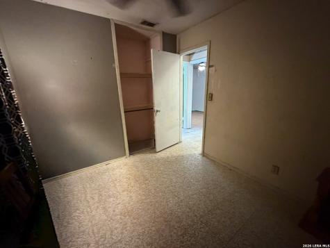 8238 Glen Boro San Antonio TX 78239