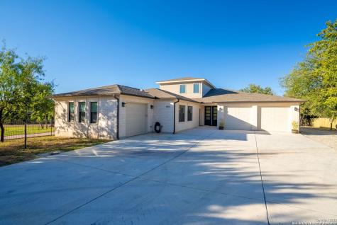 8015 Roy Lane San Antonio TX 78250