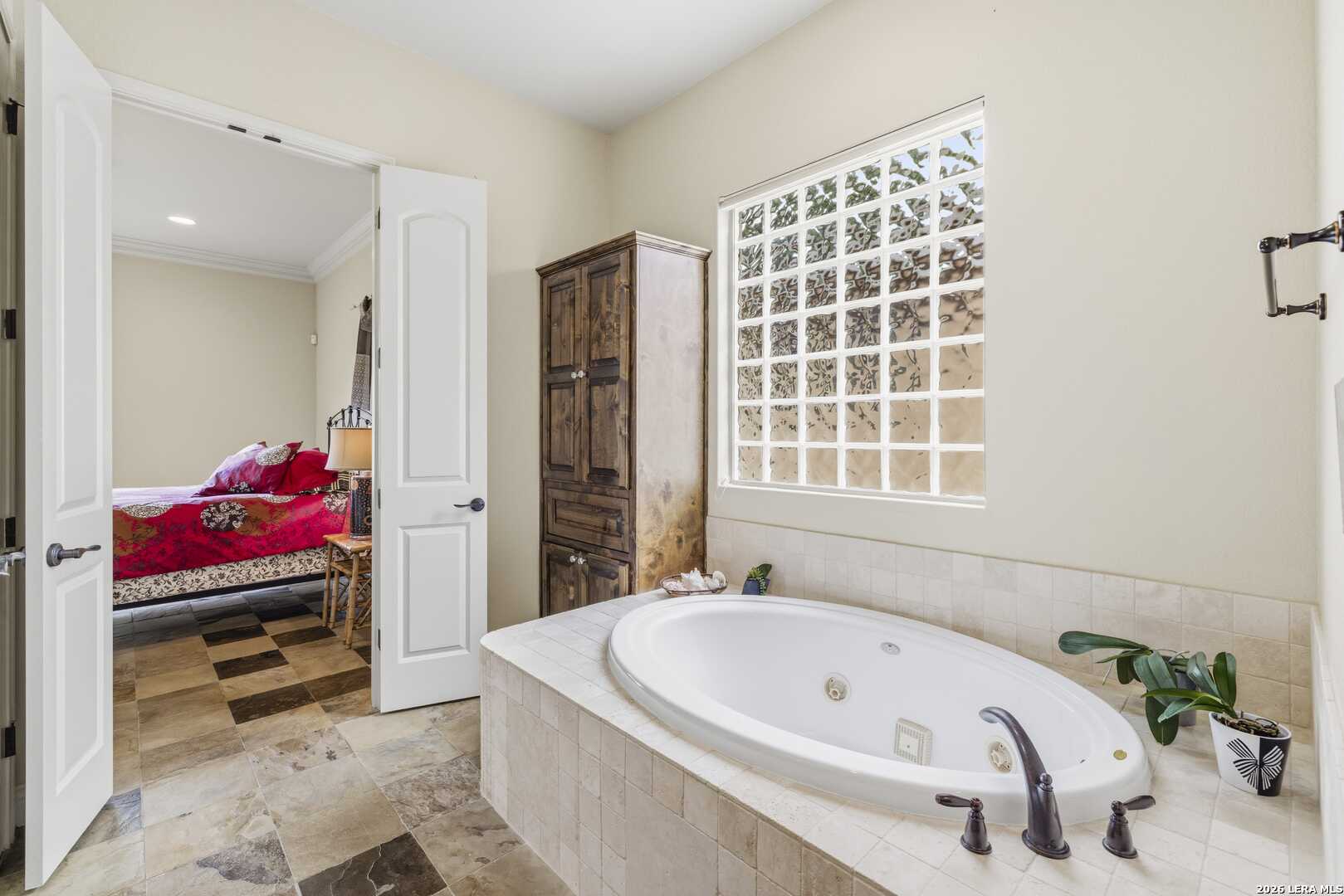 2796 Indian Wells Kerrville TX 78028