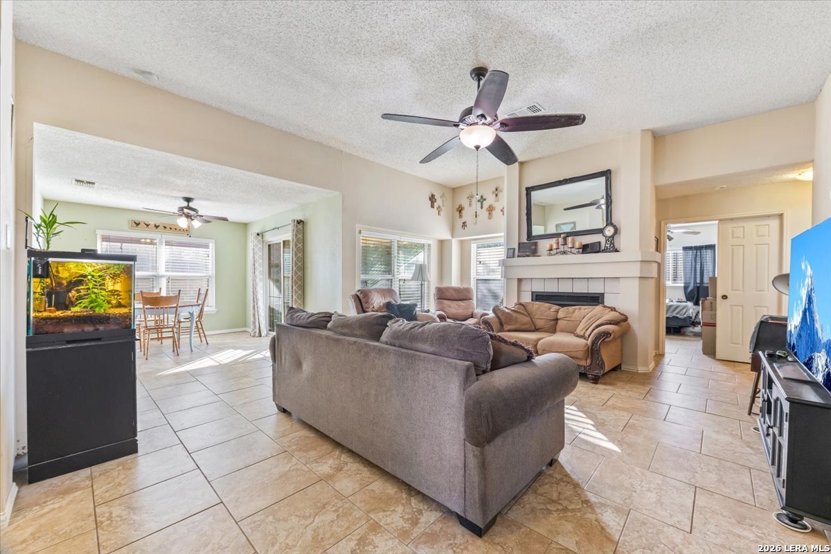 7127 Fallen Trail San Antonio TX 78244