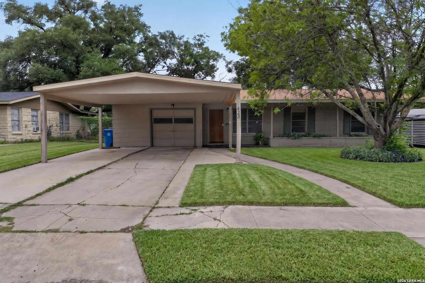 423 Craigmont Lane San Antonio TX 78213