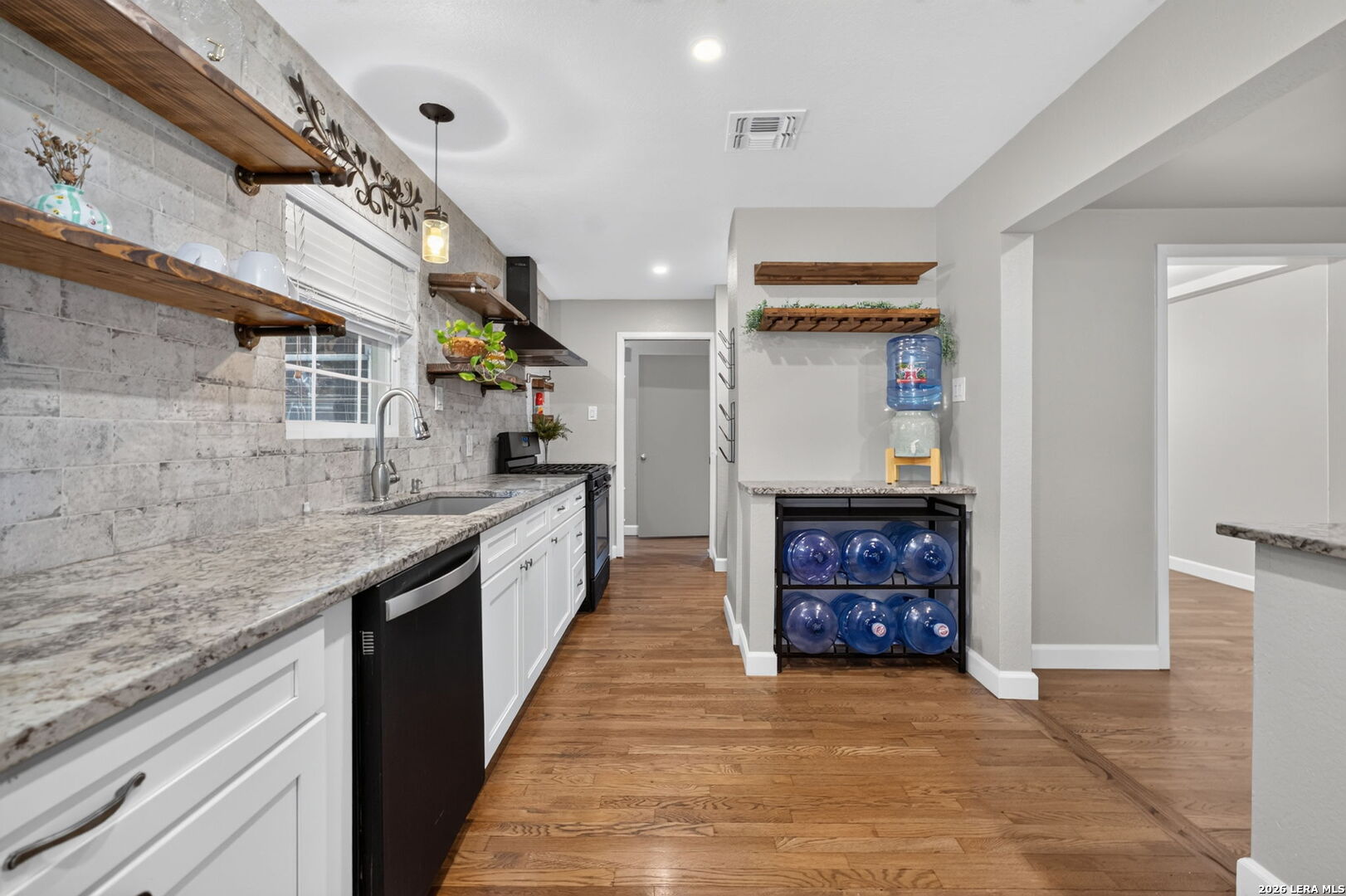 423 Craigmont Lane San Antonio TX 78213