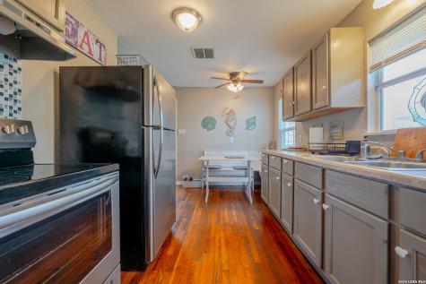 247 Allen M Parks Rockport TX 78382