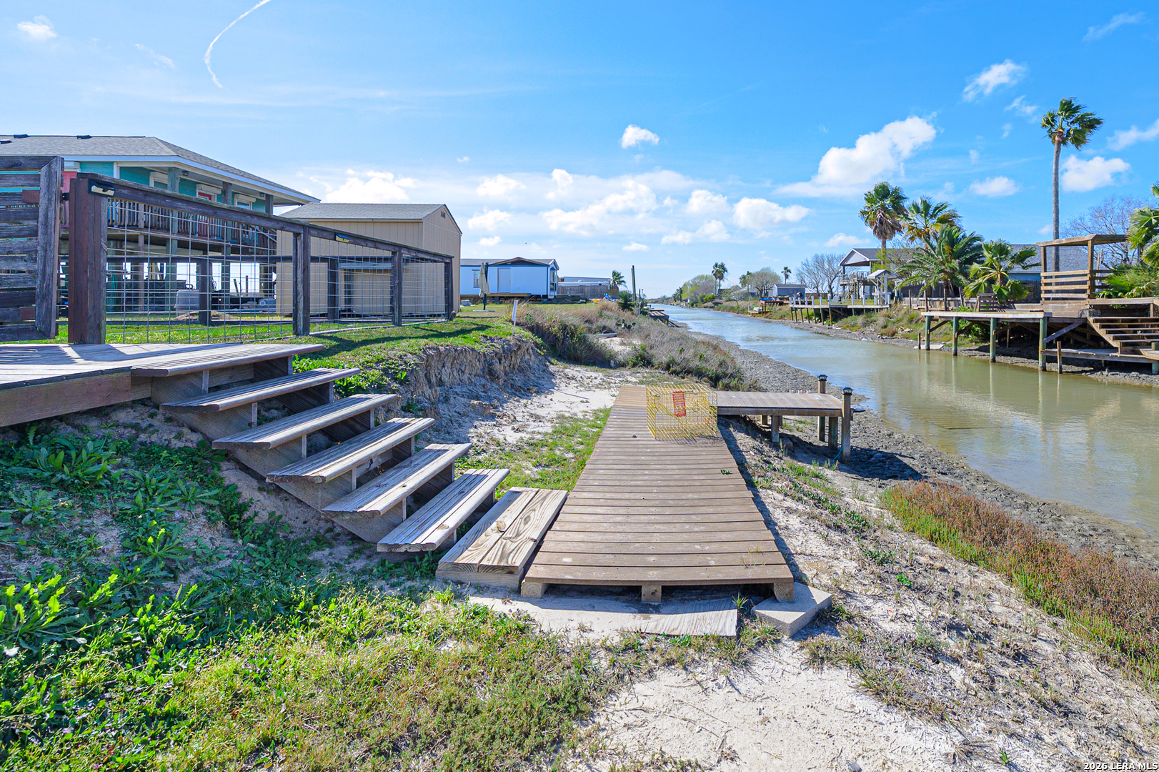 247 Allen M Parks Rockport TX 78382