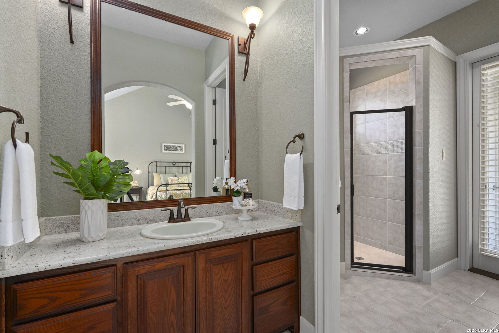 2214 Winding View San Antonio TX 78260