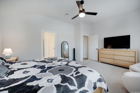 1693 Hidden Fox New Braunfels TX 78132