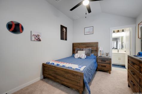 1693 Hidden Fox New Braunfels TX 78132
