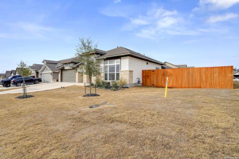 1693 Hidden Fox New Braunfels TX 78132