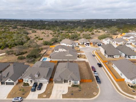 1693 Hidden Fox New Braunfels TX 78132