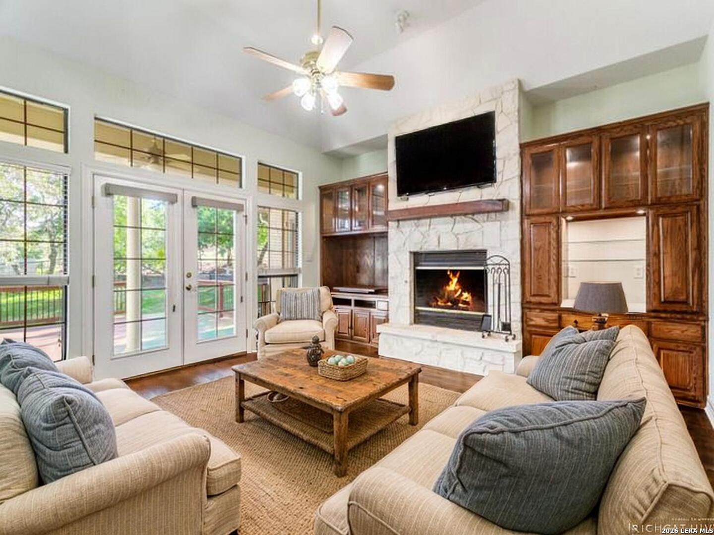 88 Sister Creek Comfort TX 78013