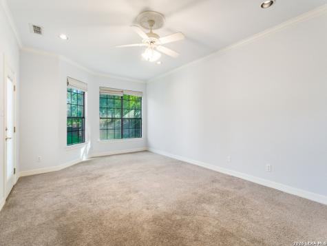 88 Sister Creek Comfort TX 78013