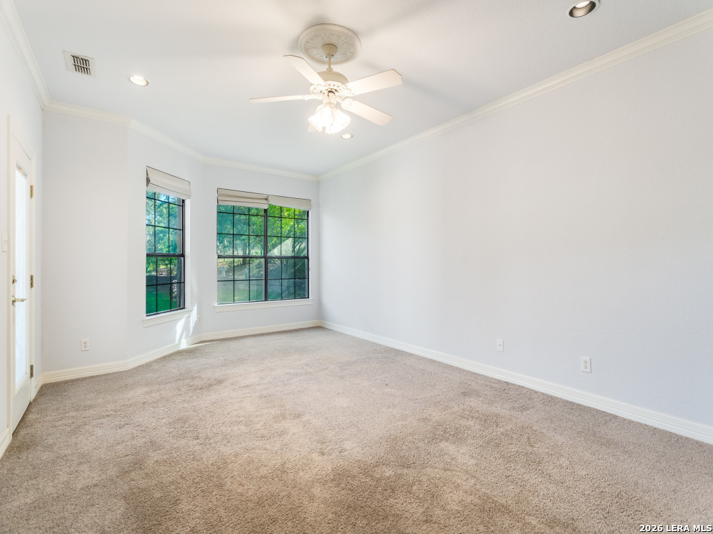 88 Sister Creek Comfort TX 78013