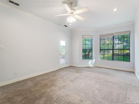 88 Sister Creek Comfort TX 78013