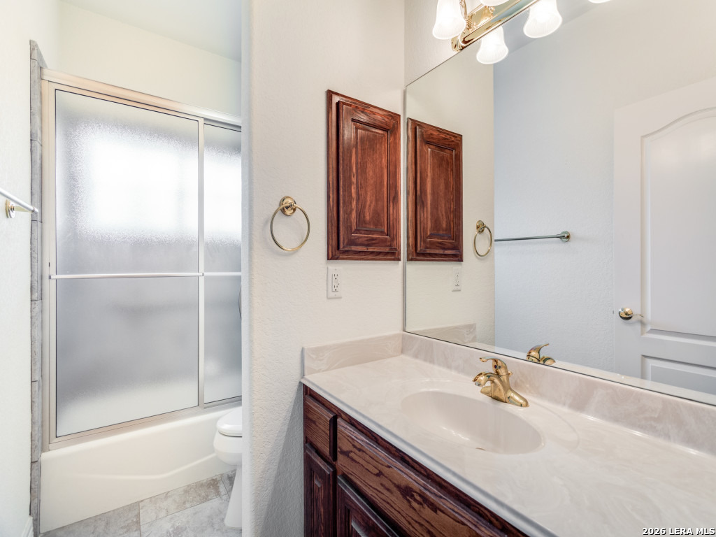 88 Sister Creek Comfort TX 78013