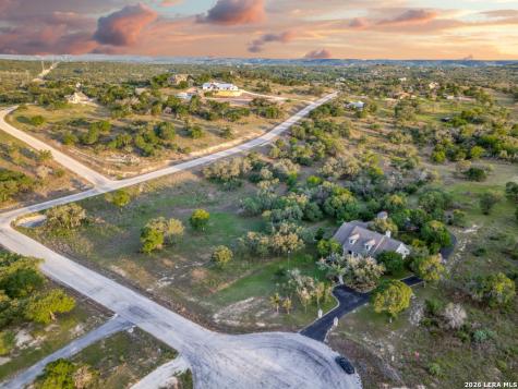 88 Sister Creek Comfort TX 78013