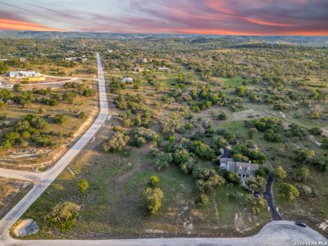 88 Sister Creek Comfort TX 78013