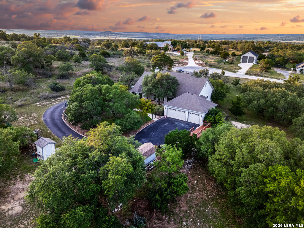 88 Sister Creek Comfort TX 78013