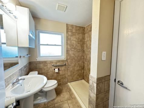 631 Monticello San Antonio TX 78223