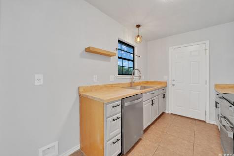 157 Dandelion Trail San Marcos TX 78666