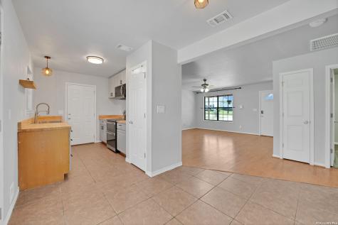 157 Dandelion Trail San Marcos TX 78666