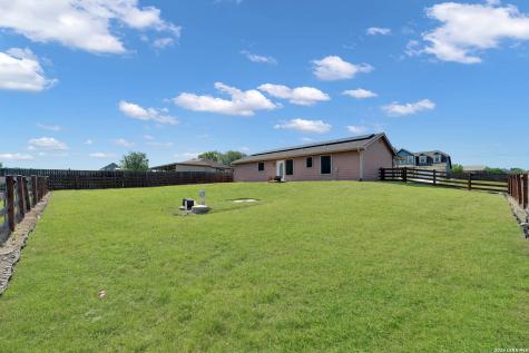 157 Dandelion Trail San Marcos TX 78666