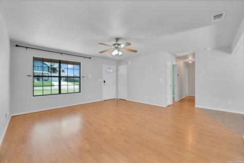 157 Dandelion Trail San Marcos TX 78666