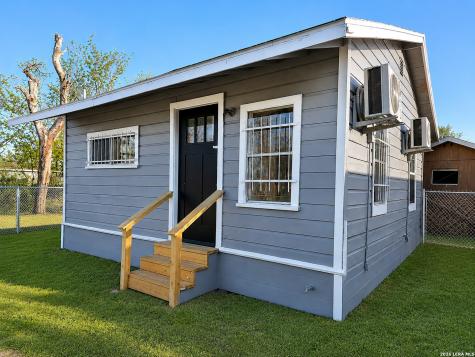 534 Sharmain Place San Antonio TX 78221
