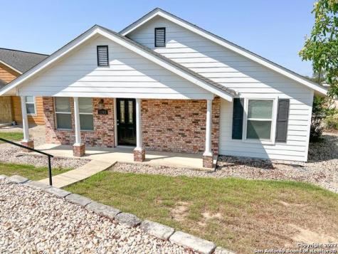2205 Singing Wind Drive Kerrville TX 78028