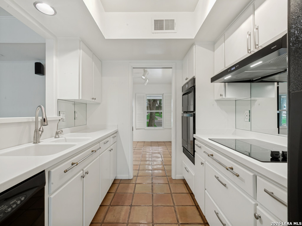 2518 Old Orchard Lane San Antonio TX 78230