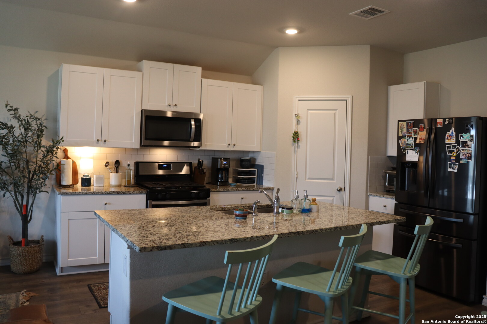 407 Pebble Creek Run New Braunfels TX 78130