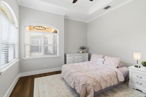 318 Berry Oaks Drive Bulverde TX 78163