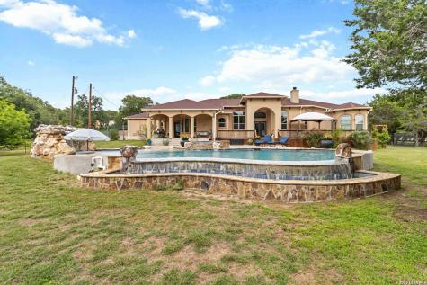 318 Berry Oaks Drive Bulverde TX 78163