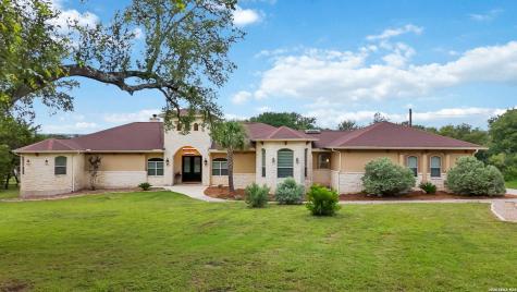 318 Berry Oaks Drive Bulverde TX 78163