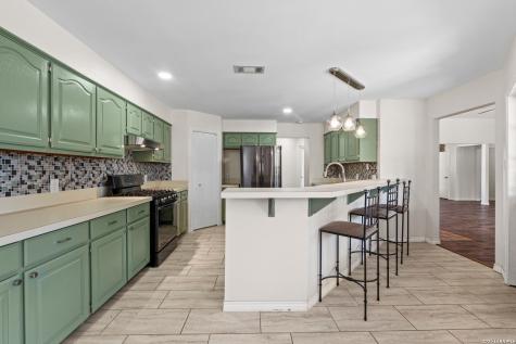 111 Clydesdale San Marcos TX 78666