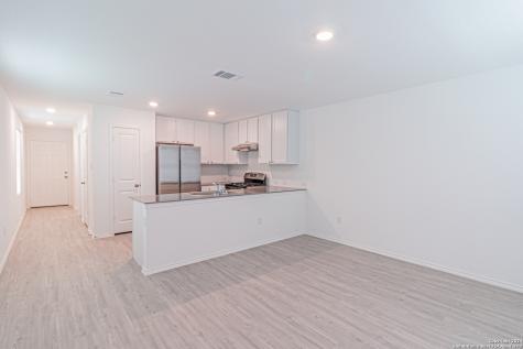 7627 Parish Place San Antonio TX 78253