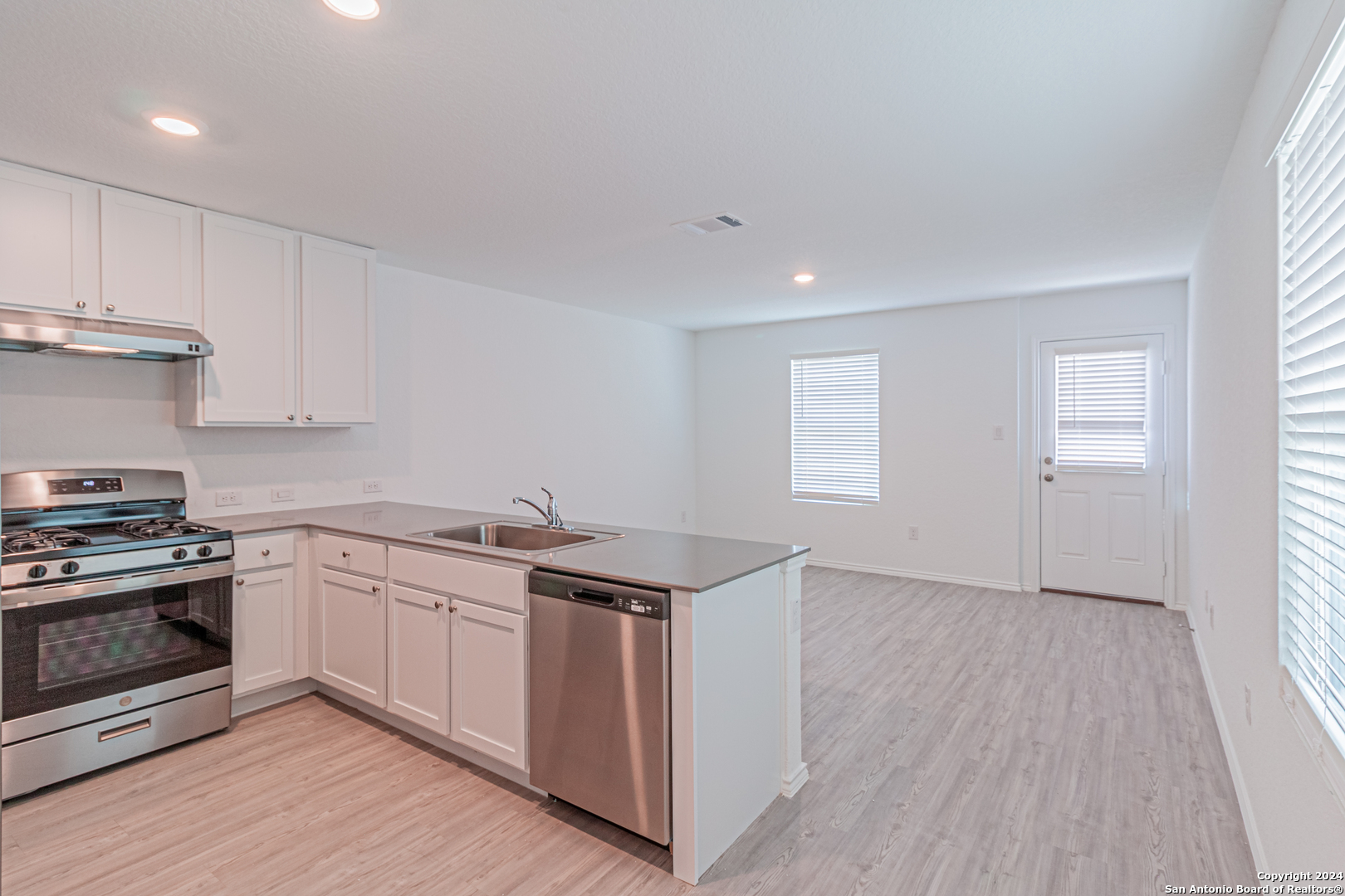 7627 Parish Place San Antonio TX 78253