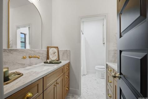 150 Lake View Drive Boerne TX 78006