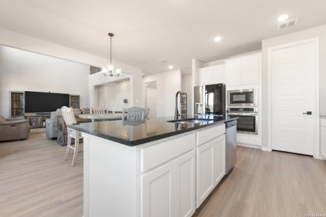 229 Jereth Crossing Castroville TX 78009