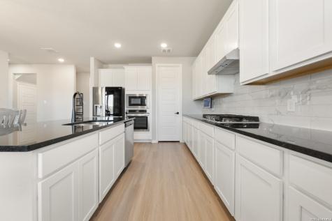 229 Jereth Crossing Castroville TX 78009