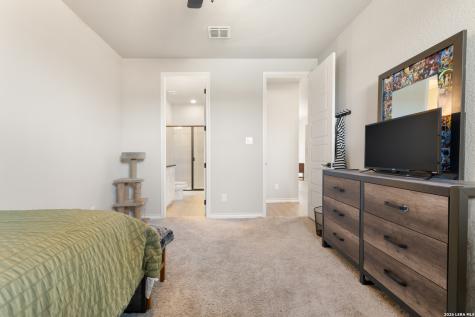 229 Jereth Crossing Castroville TX 78009
