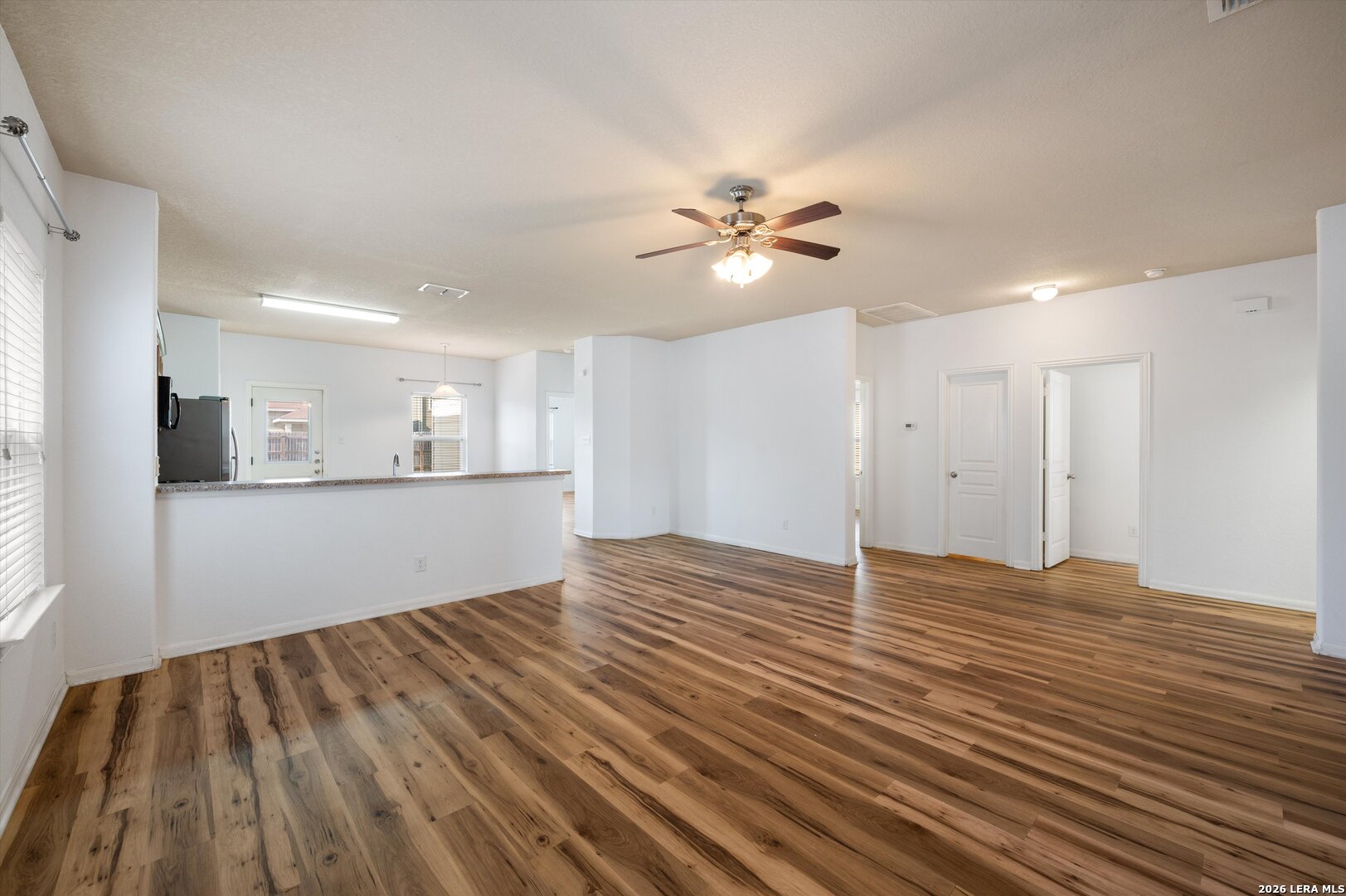 9007 Kissena Park Converse TX 78109