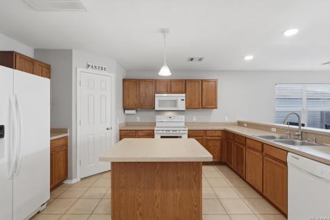 10003 Buescher San Antonio TX 78223