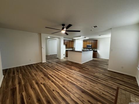5911 Cinnabar Cove San Antonio TX 78222